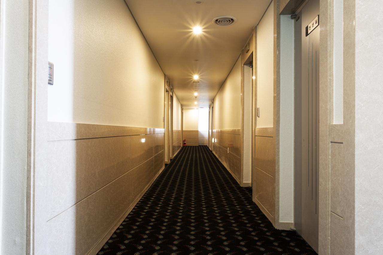 Hotel Tirol Seoul Exterior photo